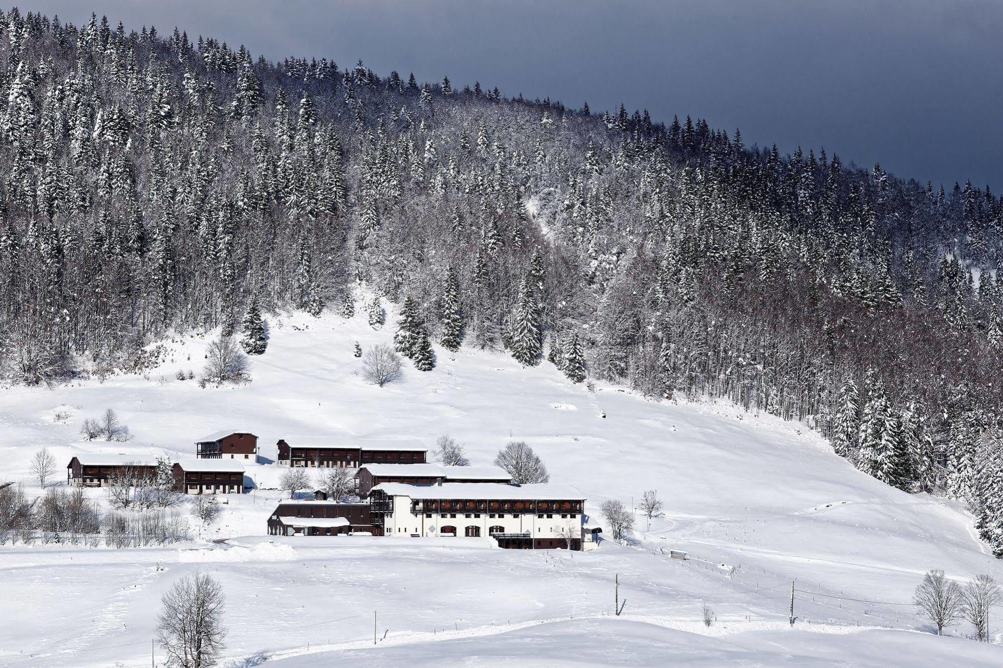 Hotel Club Le Risoux Bois-dʼAmont Zewnętrze zdjęcie